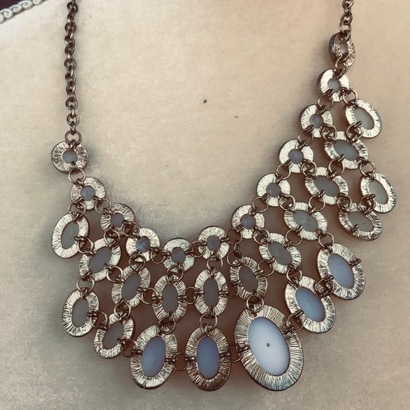 Women’s White Beaded Necklace - Picture 5 of 5